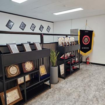 전국 현장요원 배치로 국내 항시 투입가능합니다.